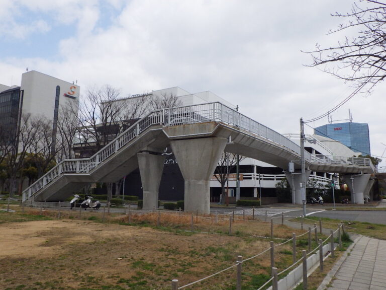 エキゾチックタウン南歩道橋補修工事